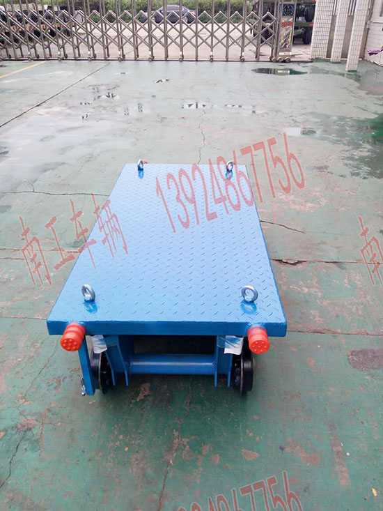 電動軌道車 電動軌道車