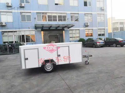 1675408011194627.jpg 機(jī)器人用0.3噸廂式ATV工具拖車1I.jpg