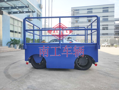 1675904777969658.jpg 10噸電動(dòng)平板拖車2I.jpg