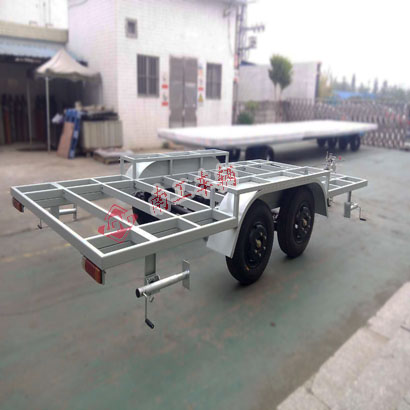 1676512175630377.jpg 4噸骨架式全掛平板車(chē)2I.jpg