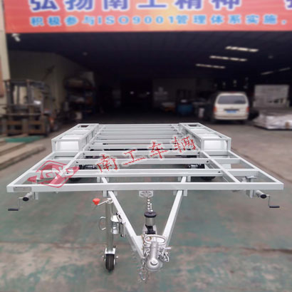 1676512195290069.jpg 4噸骨架式全掛平板車(chē)4I.jpg