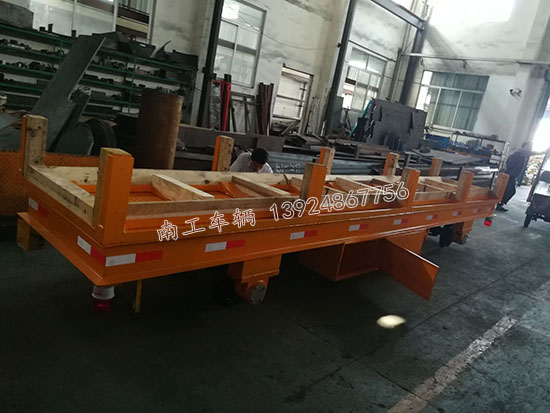 1677548543191760.jpg 12噸電動軌道車3 I.jpg