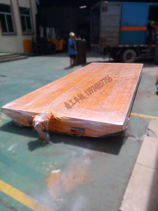 1677727060108432.jpg 手推平板拖車(chē)2 I.jpg