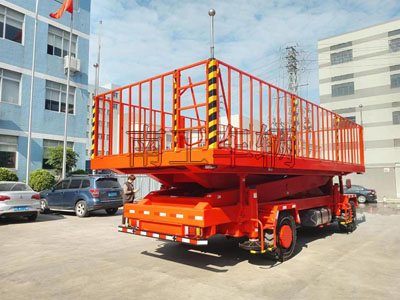 1679013552780944.jpg 30噸甲板升降車(chē)3I.jpg