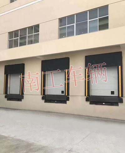 1679454221488523.jpg 8噸固定式登車橋2i.jpg