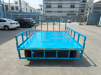 1753061482779243.jpg 5噸下翻式護(hù)欄平板拖車 全掛工具拖車2I.jpg